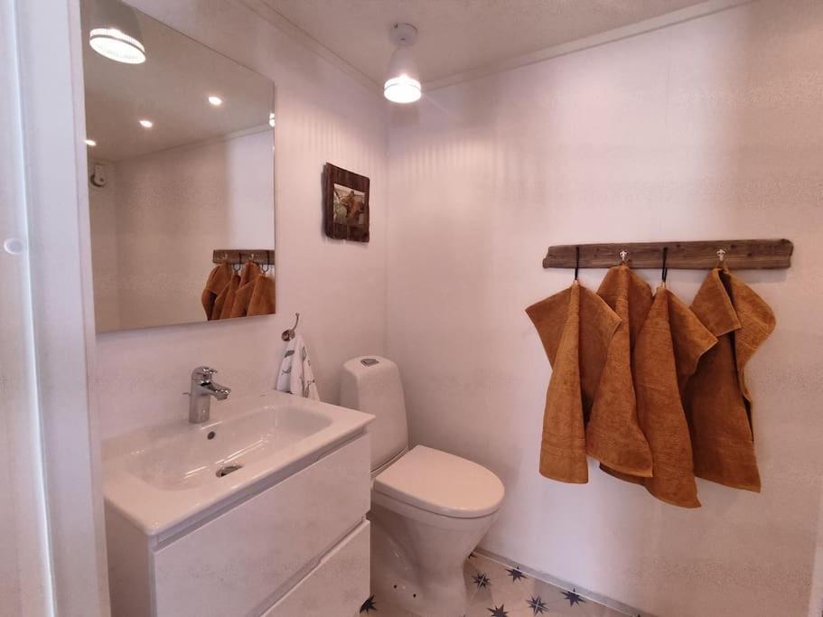 Norwegian House Maria Stua Apartment Mefjordvaer ภายนอก รูปภาพ